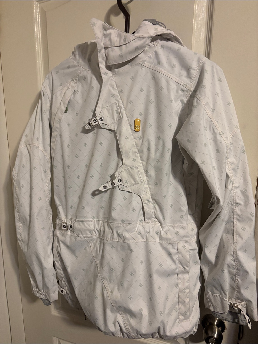 Vintage DC Shoes Exotex 5000 asymmetric buckle pullover snow jacket